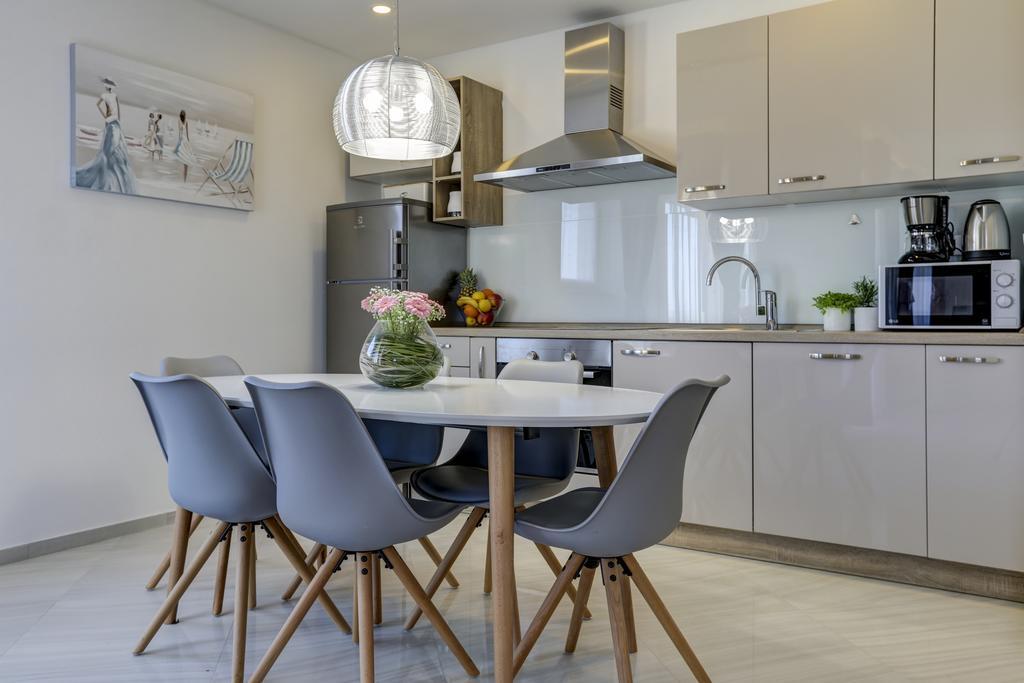 Apartments Lapis เปรมันตูรา ภายนอก รูปภาพ